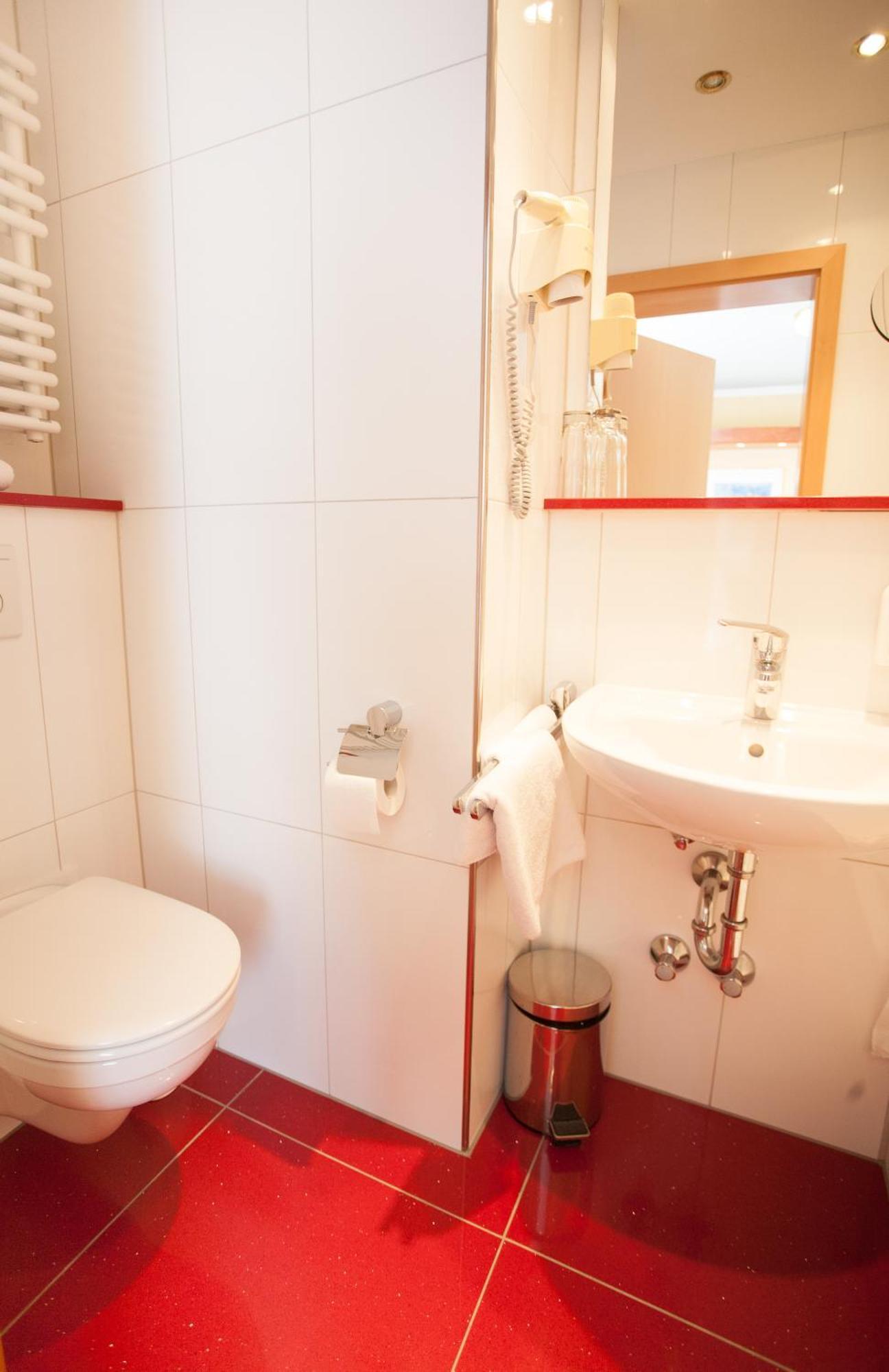 Hotel Restaurant Zur Post Lohfelden Exteriér fotografie
