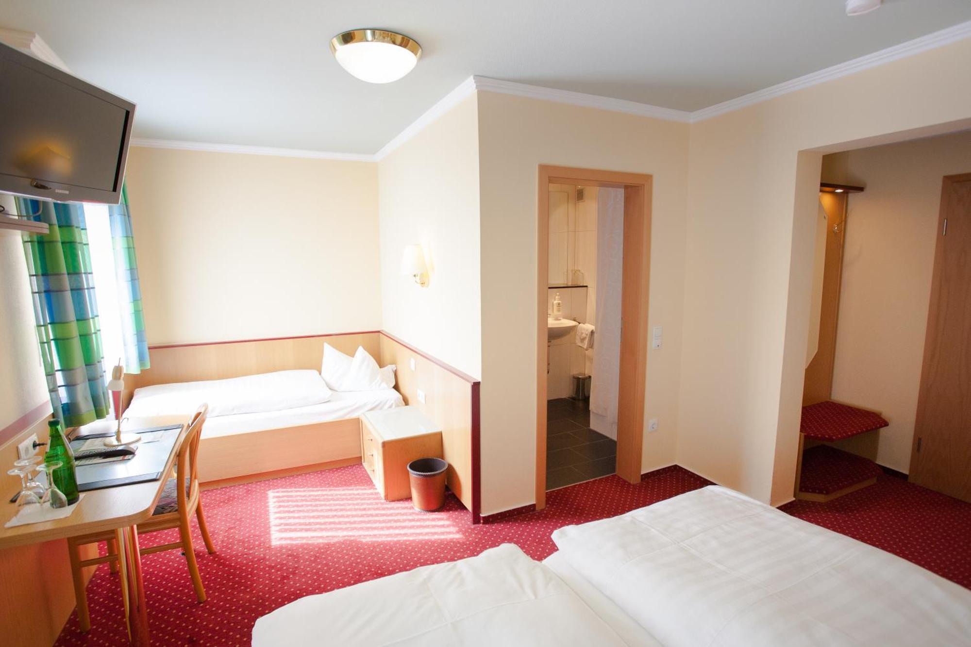 Hotel Restaurant Zur Post Lohfelden Exteriér fotografie